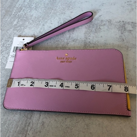 Kate Spade Medium L Zip Wristlet Lucy Bicolor Saffian Berry - Picture 6 of 13